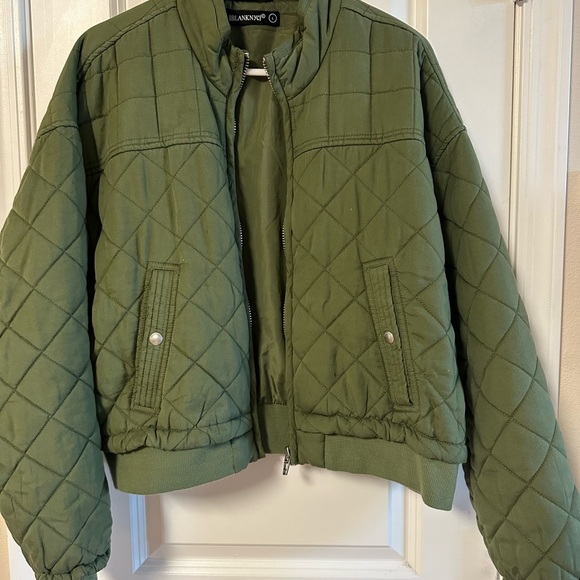 Blank NYC Olive Quilted Cropped Jacket - Picture 3 of 5